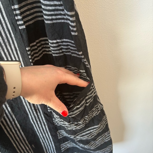 Sarah Sue Linen Striped Dress - Picture 3 of 6